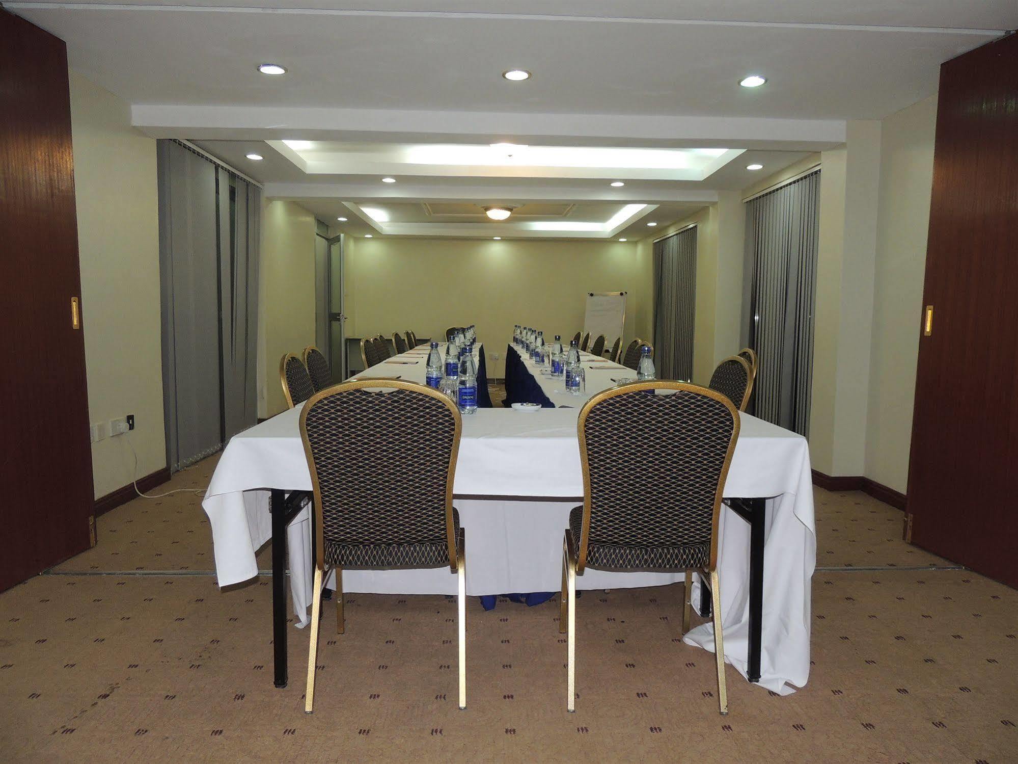 Nairobi Upperhill Hotel Exterior photo