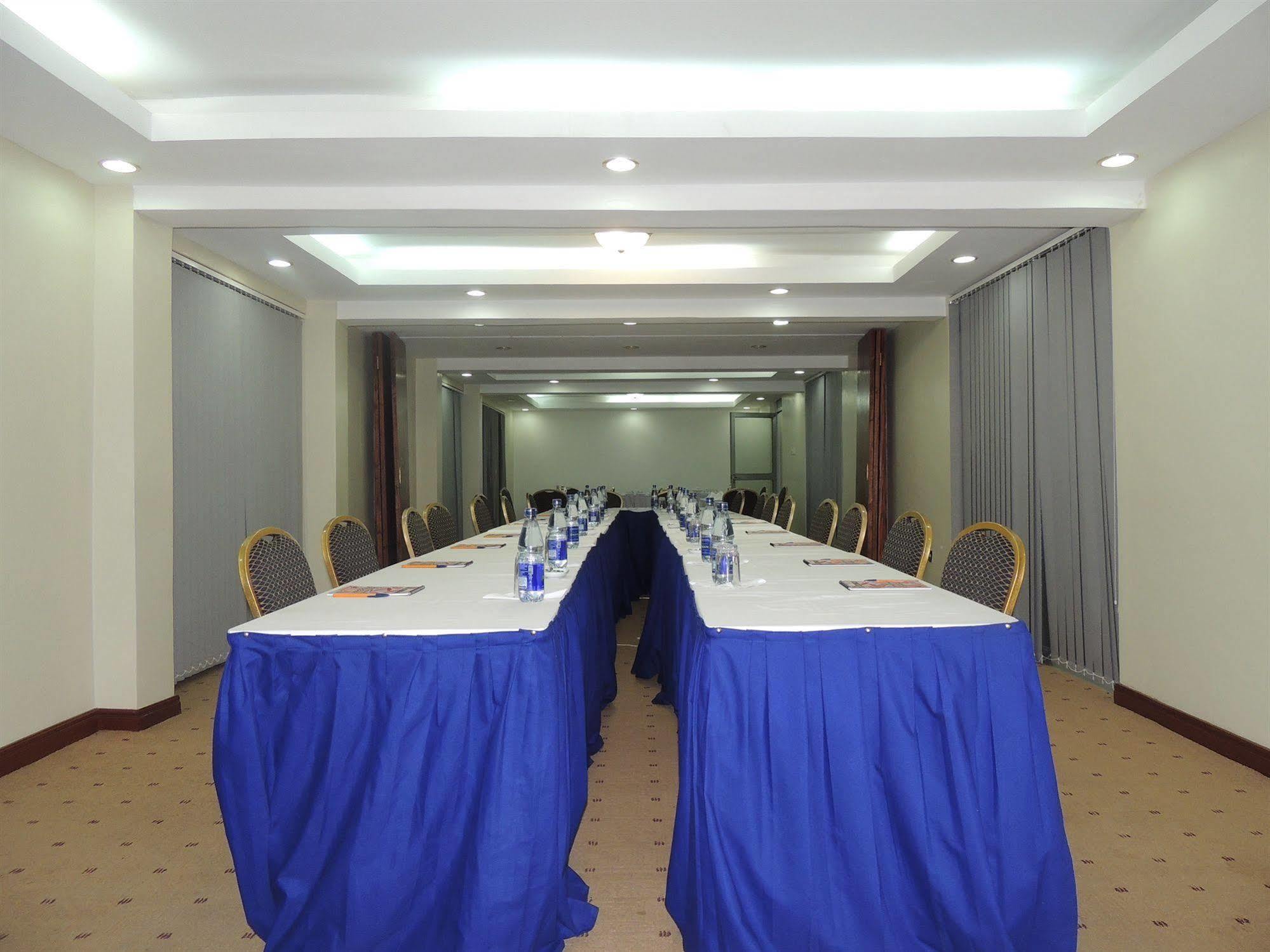 Nairobi Upperhill Hotel Exterior photo