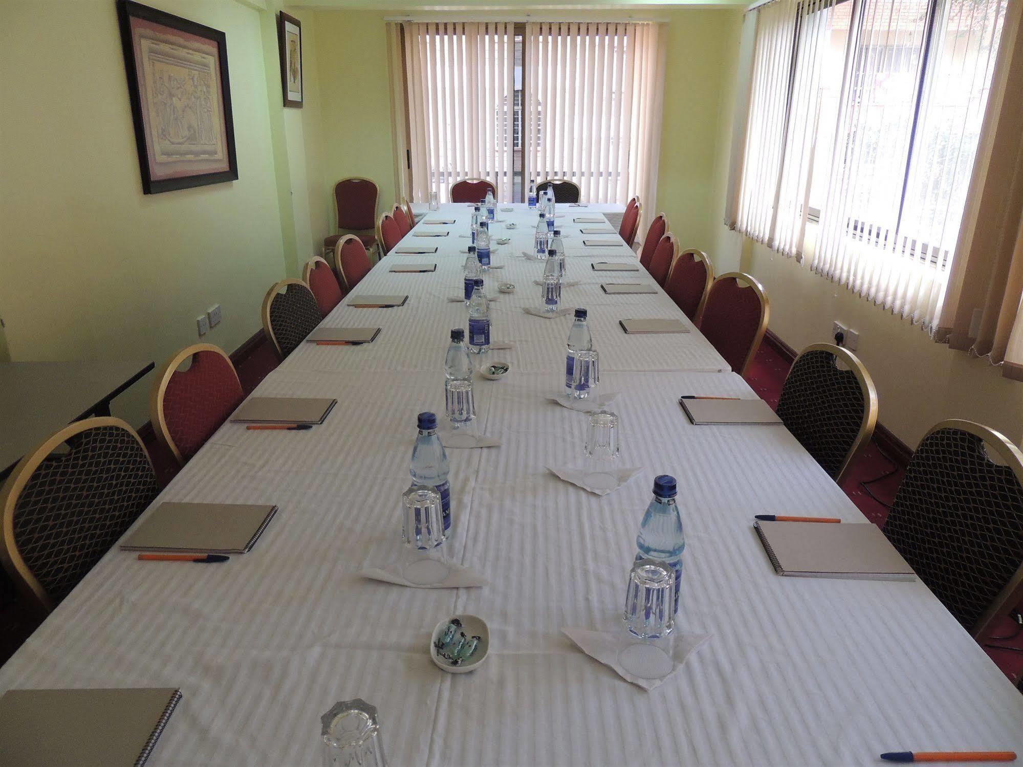 Nairobi Upperhill Hotel Exterior photo
